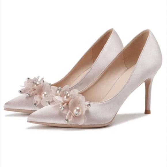 Charles David Shoes - Charles David Suede Heels